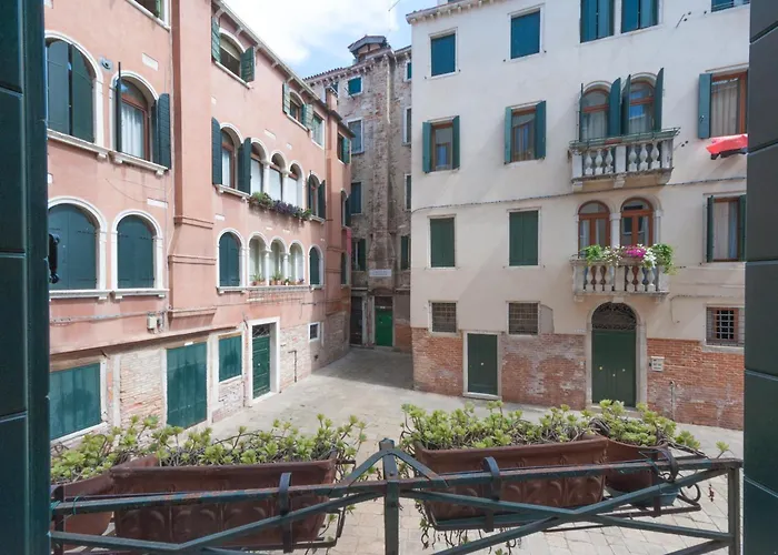 Cera Casa Del Sol
